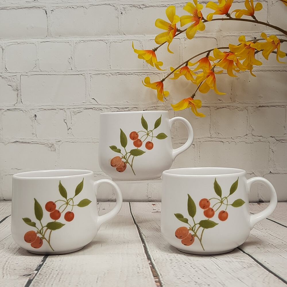 Noritake Progression China Berries 'N Such Pattern Coffee Teacups Mugs Set of 3